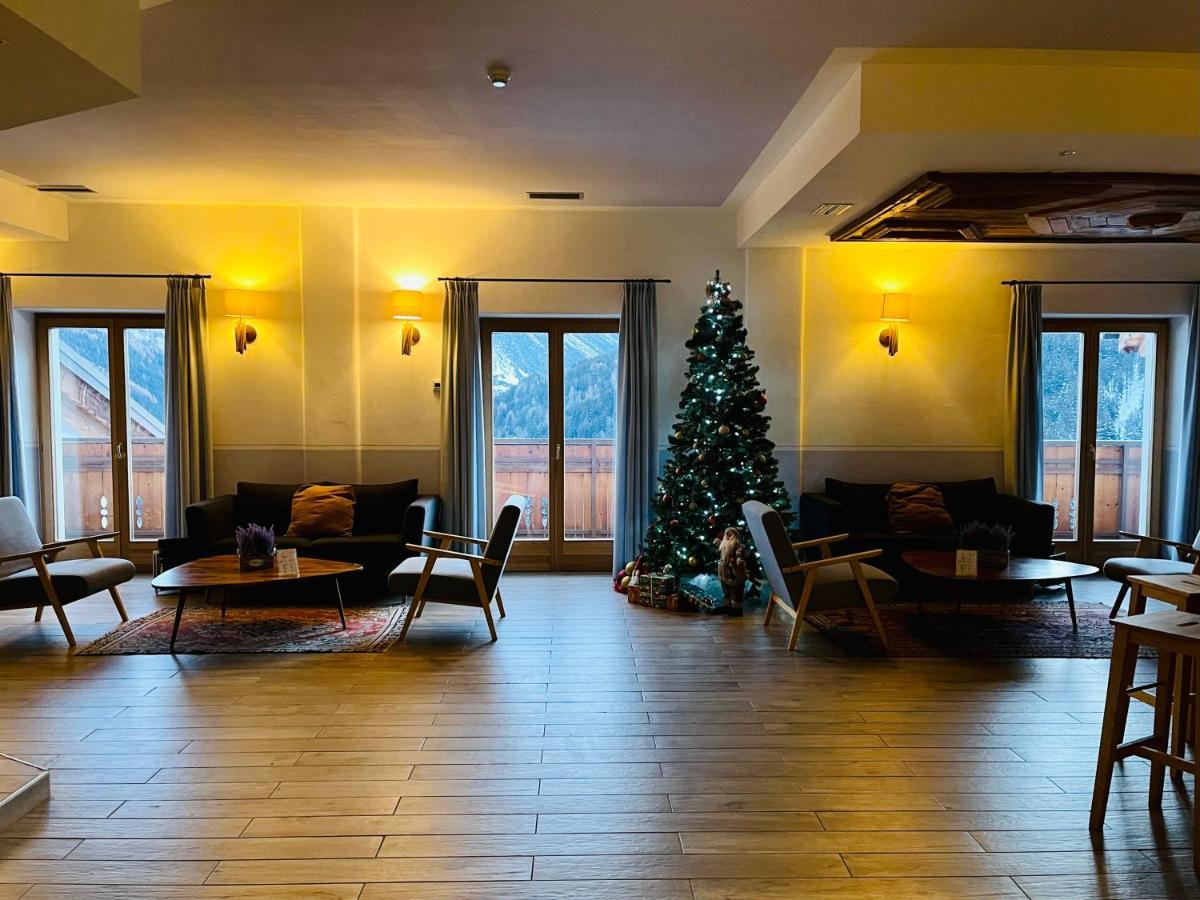 Hotel San Carlo, Tra Bormio E Livigno Isolaccia Exterior foto